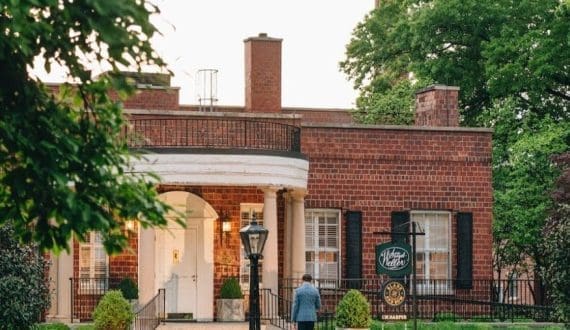 Thumbnail for Carlsberg reports 2.4% organic revenue growth for 2024, highlights ESG progress 